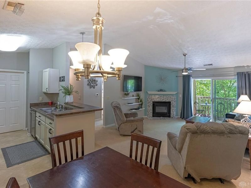 6611 Brigham Square, Unit 5, Centerville, OH 45459 Photo 2