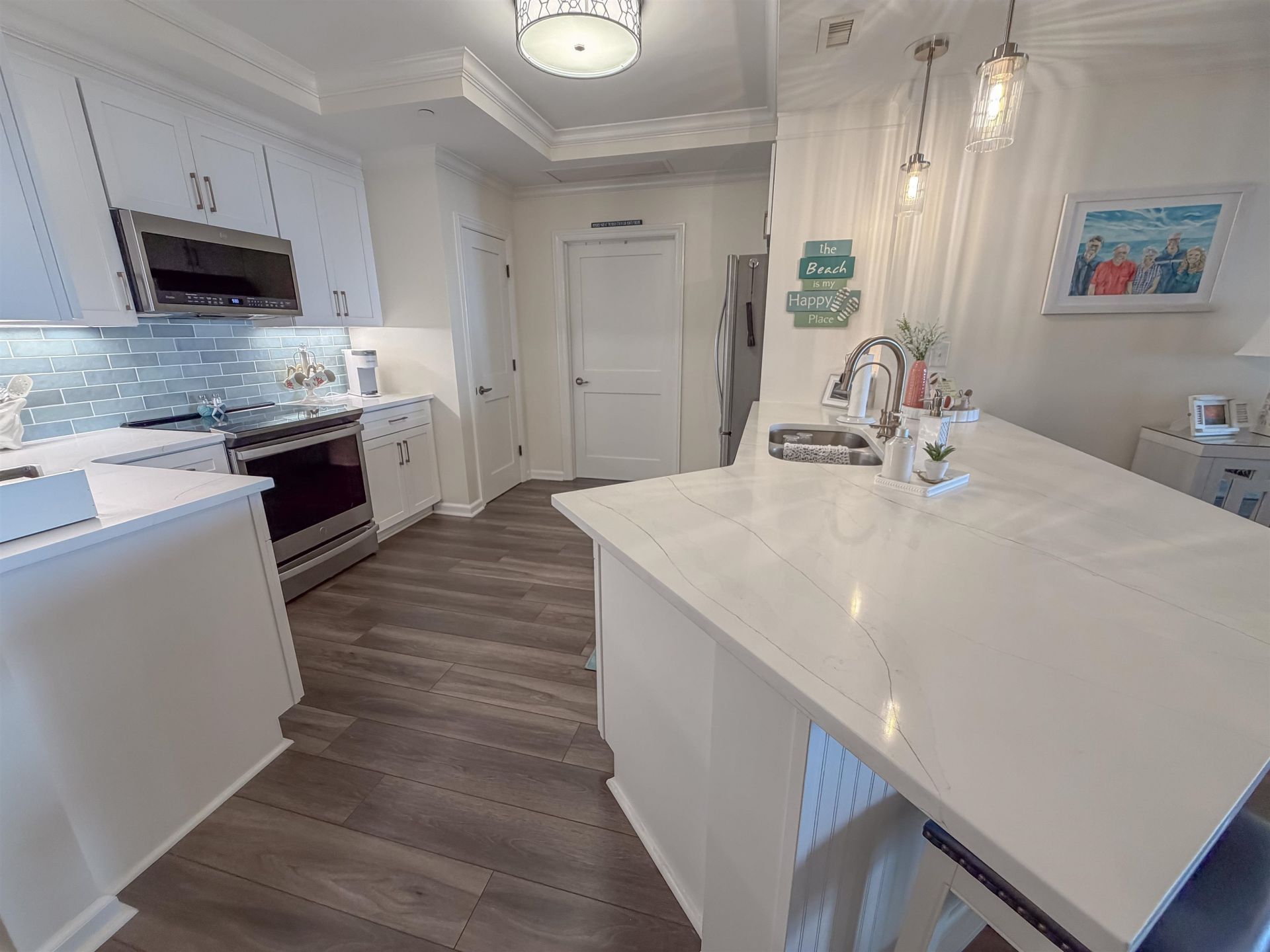 8500 Margate Circle  Photo 16