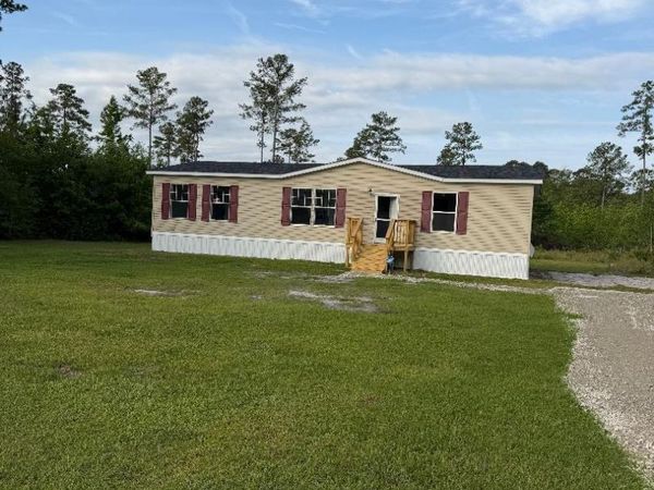 155 Crown Point Drive, Riegelwood, NC 28456