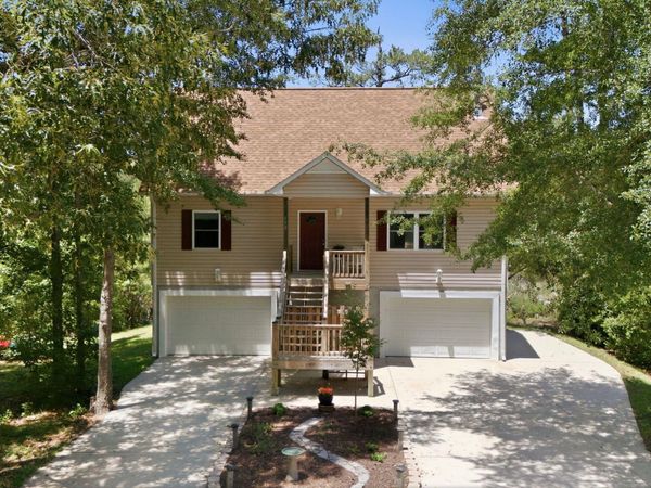 913 Hearthside Court , New Bern, NC 28560