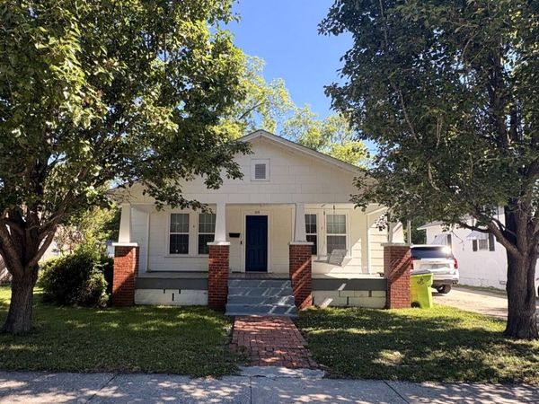 109 E Calhoun Street , Whiteville, NC 28472