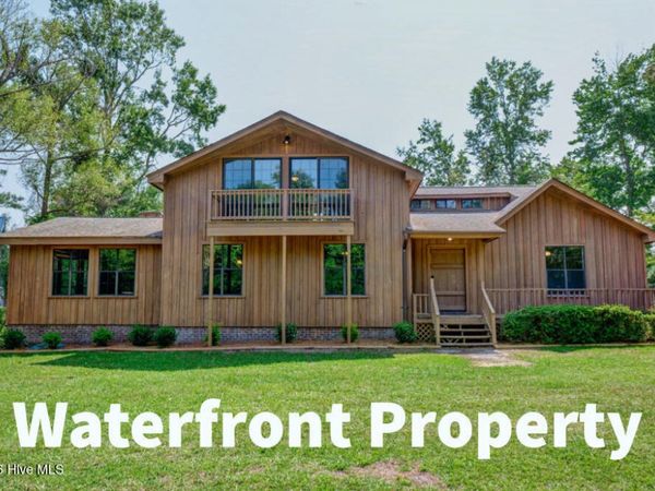 206 Long Leaf Road , Sneads Ferry, NC 28460