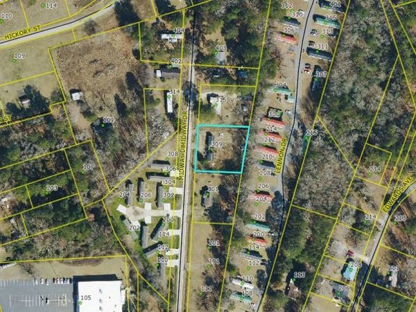 309 Midway Drive , Bladenboro, NC 28320