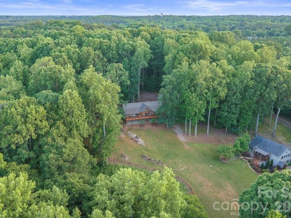 9870 Harvest Lane , Davidson, NC 28036