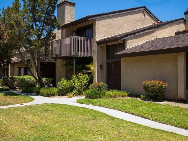 8430 Winnetka Avenue, Unit 20, Winnetka, CA 91306