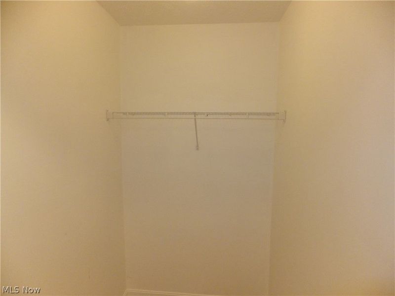 23004 Chandlers Lane , Olmsted Falls, OH 44138 Photo 14