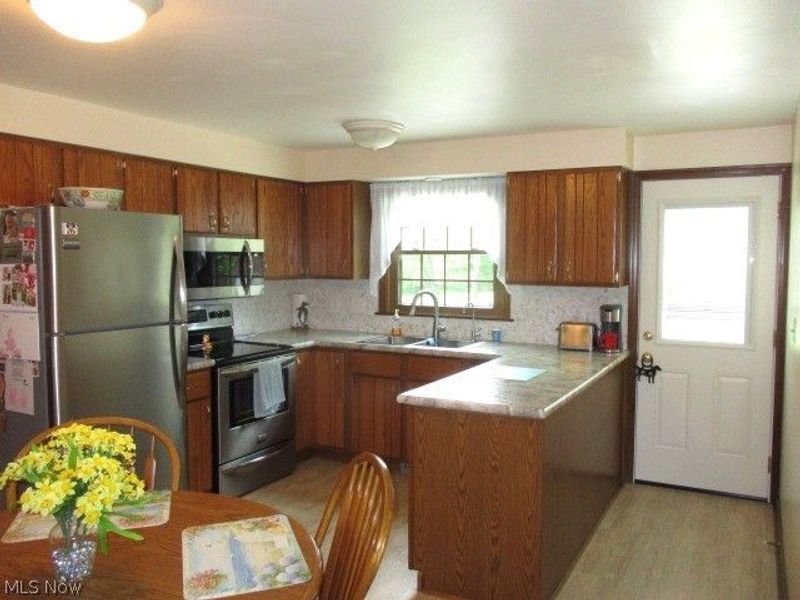8438 Hitchcock Road, Boardman, OH 44512 Photo 5
