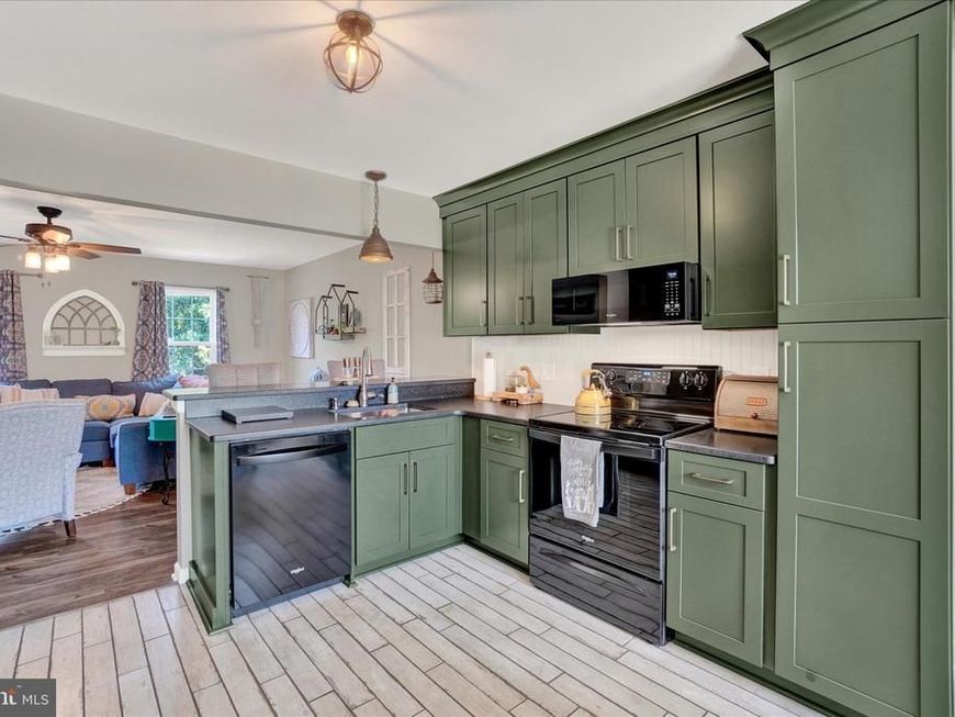 319 Cherry Street, Unit 13, Red Lion, PA 17356 Main Photo