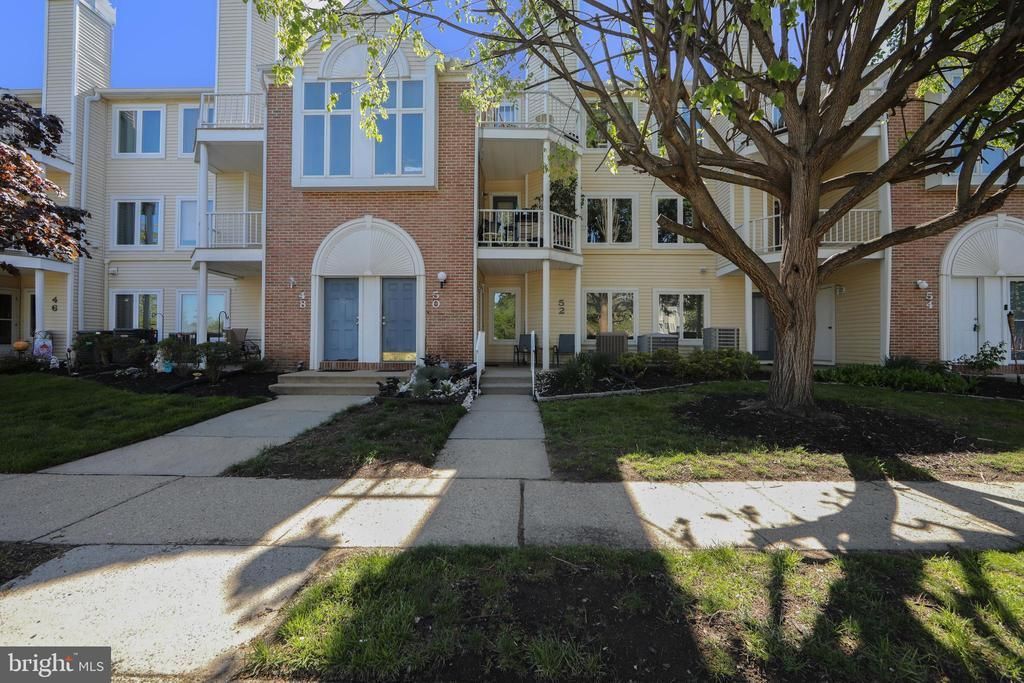 52 NATALIE COURT , LEVITTOWN, PA 19057