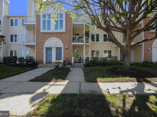 52 NATALIE COURT, Unit 303, LEVITTOWN, PA 19057