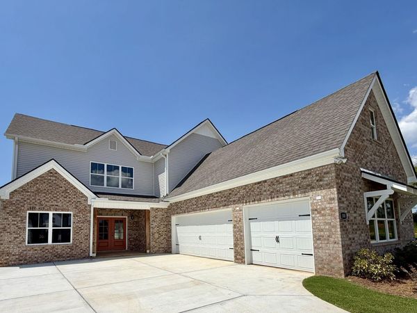 100 Donnington Way, Meridianville, AL 35759