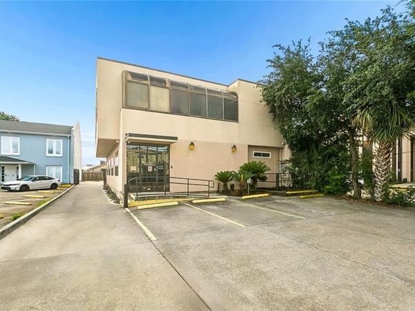 2309 N HULLEN Street , Metairie, LA 70001