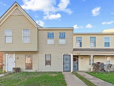 2157 Aspen Drive , Dallas, TX 75227