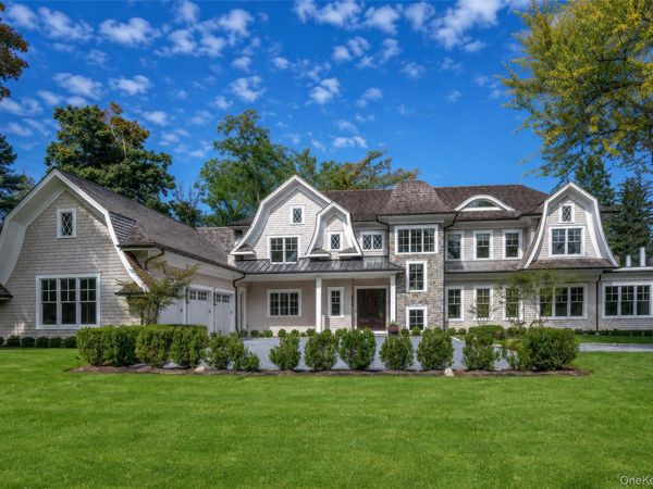 2 Pheasant Run, Great Neck, NY 11024