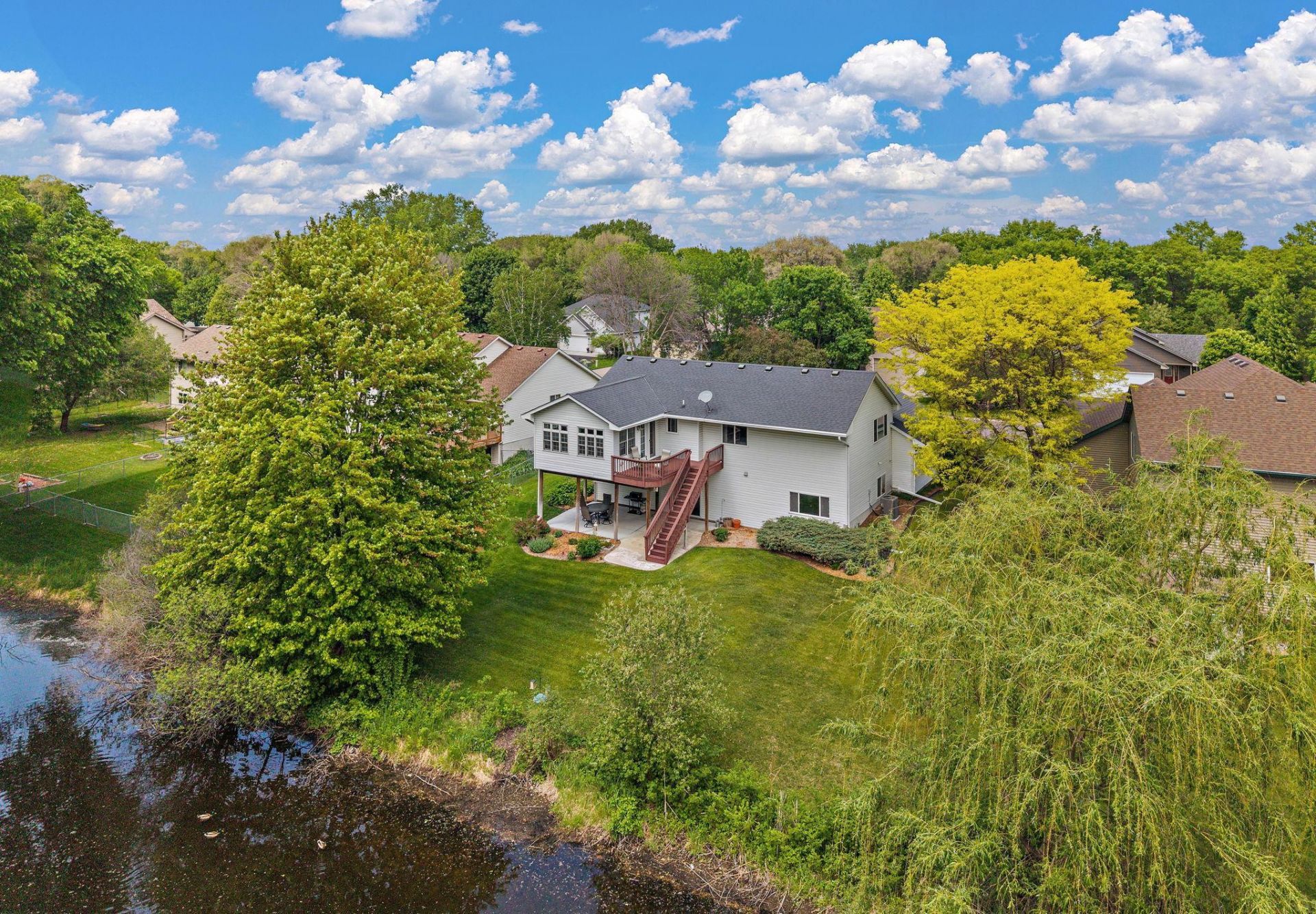 282 101st Court NE, Blaine, MN 55434
