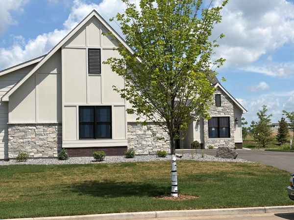 2355 Sydney Lane, Hudson, WI 54016