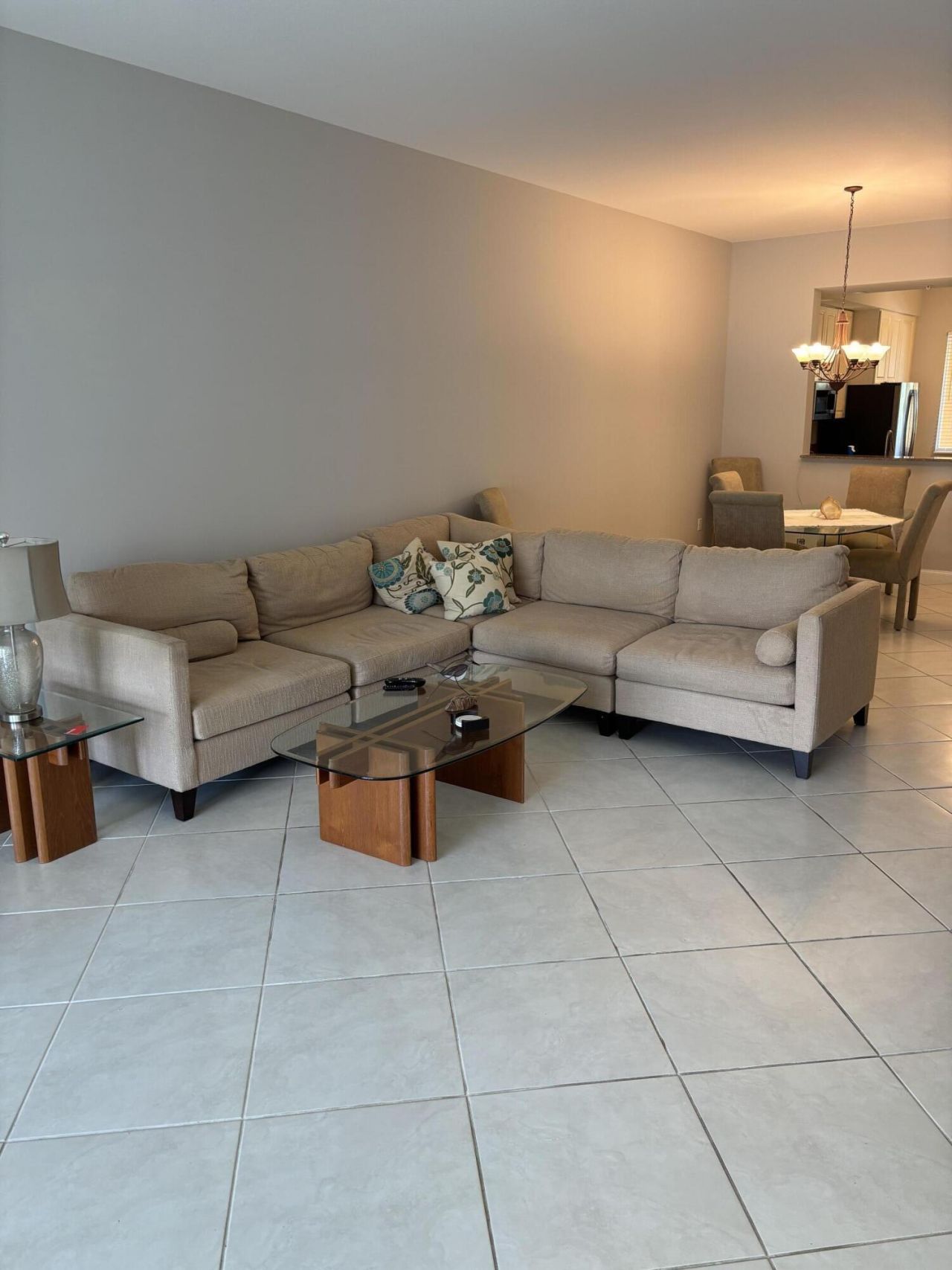 6 E Harbour Isle Dr Drive E, Unit 205, Fort Pierce, FL 34949 Photo