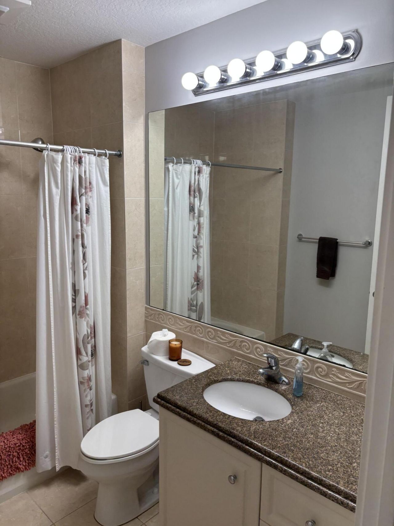 6 E Harbour Isle Dr Drive E, Unit 205, Fort Pierce, FL 34949 Photo