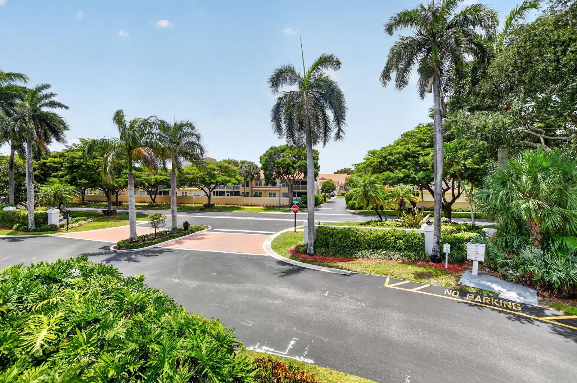 17100 Boca Club Boulevard, Unit 6, Boca Raton, FL 33487 Photo