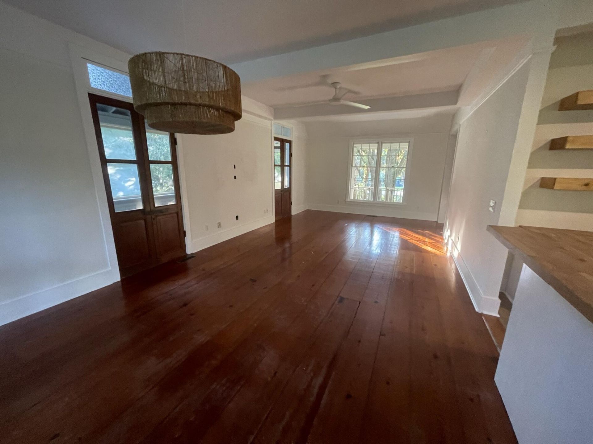 2917 Ion Avenue Photo 5