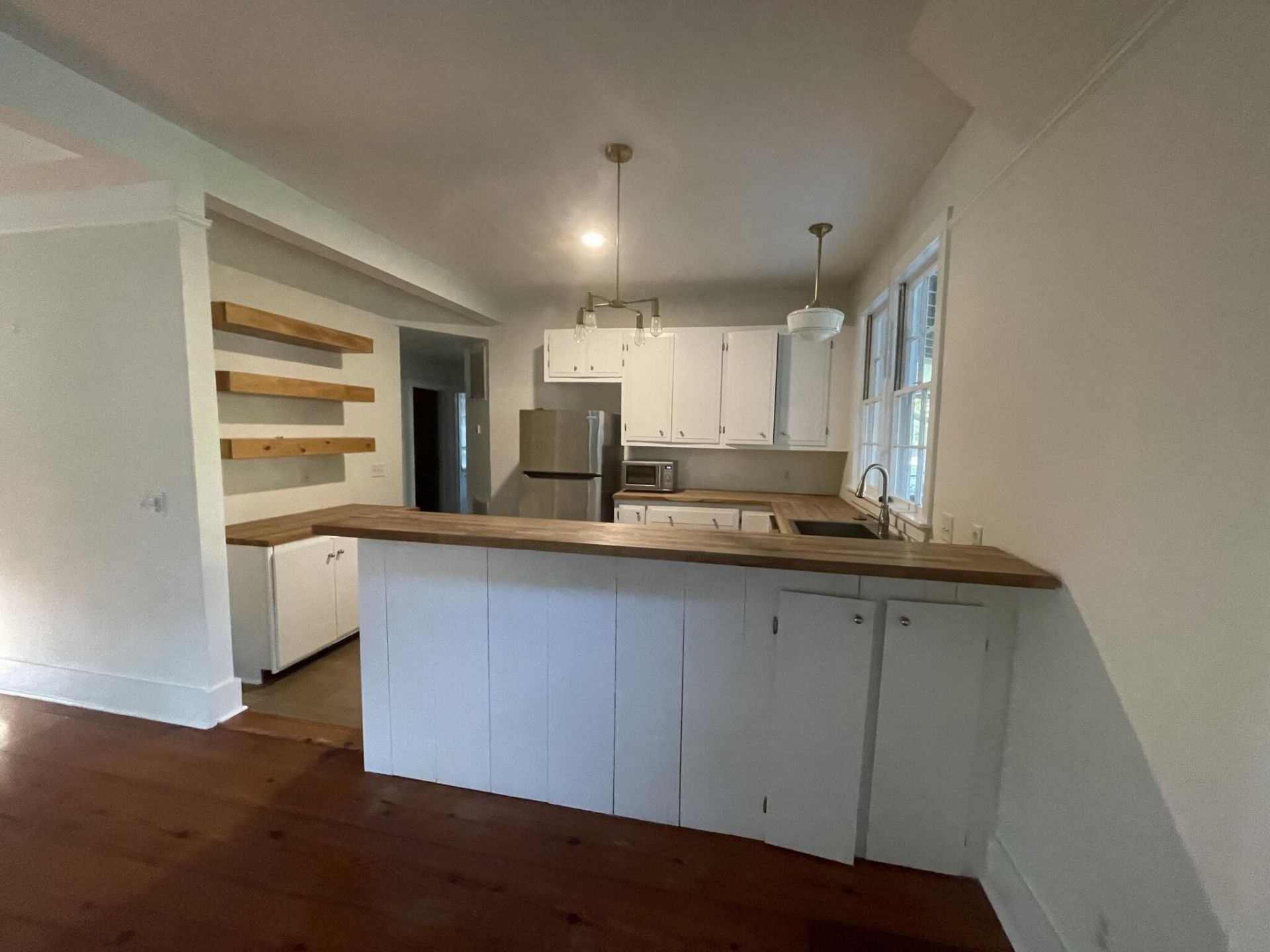 2917 Ion Avenue Photo 7