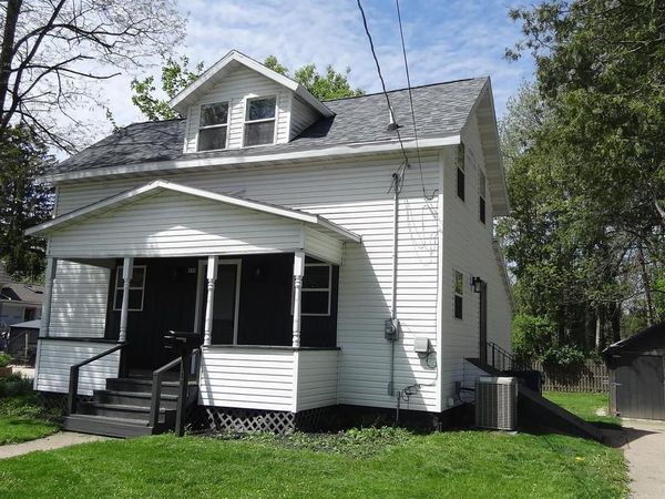 111 N 12TH STREET, Clintonville, WI 54929