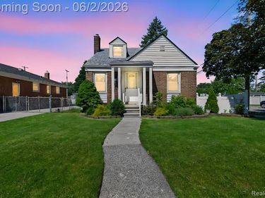 7604 Robinson Avenue, Allen Park, MI 48101