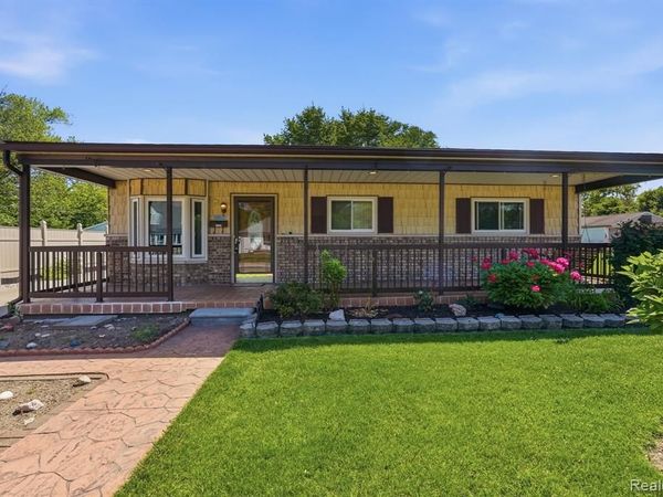 24254 Eleanor Avenue, Warren, MI 48089