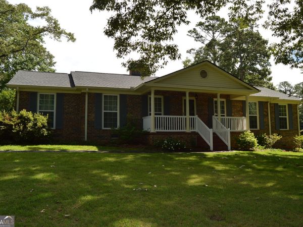 98 Beechwwod Blvd, Toccoa, GA 30577