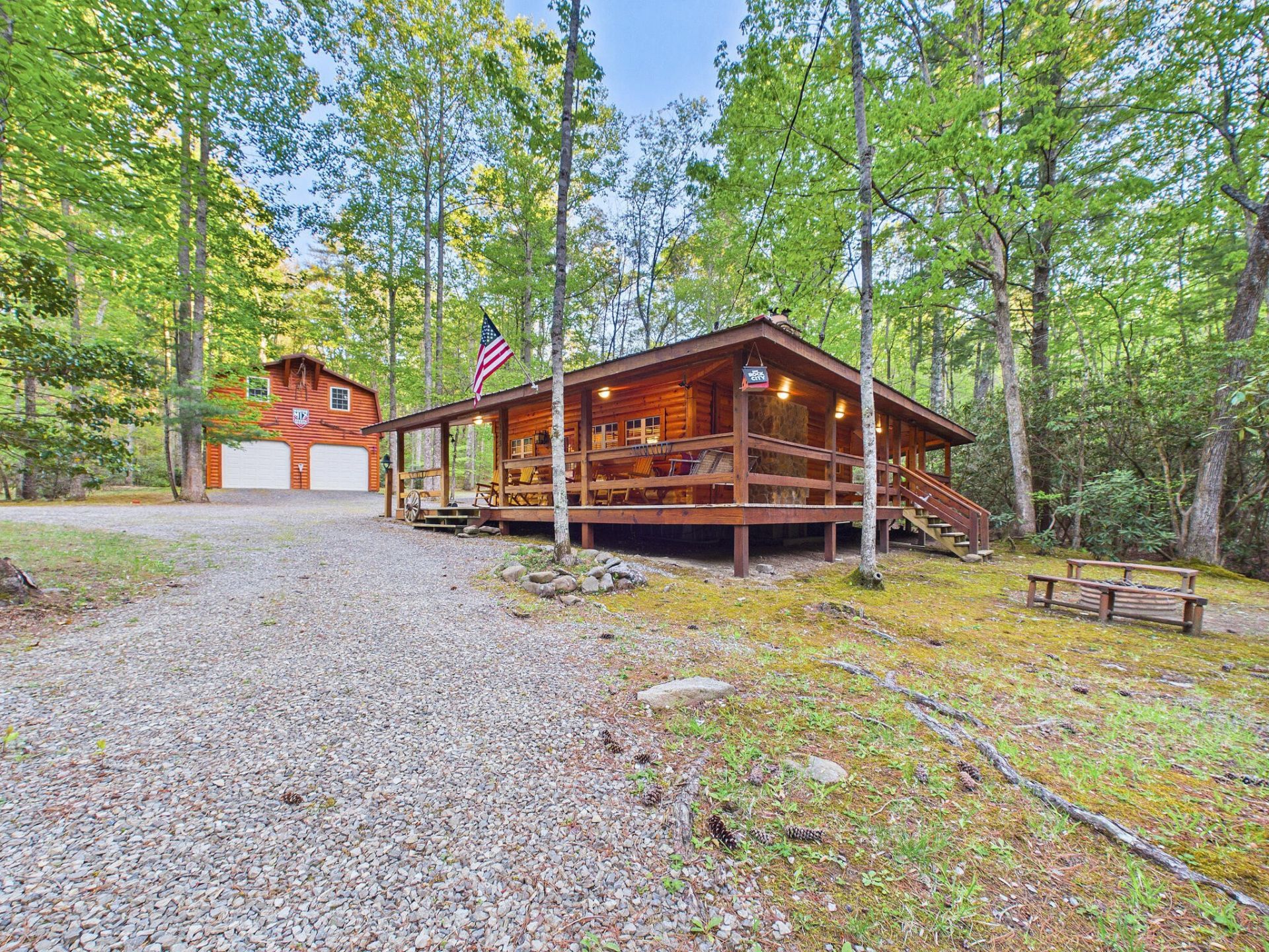 113 Rivendell Lane, Tellico Plains, TN 37385 Main Photo