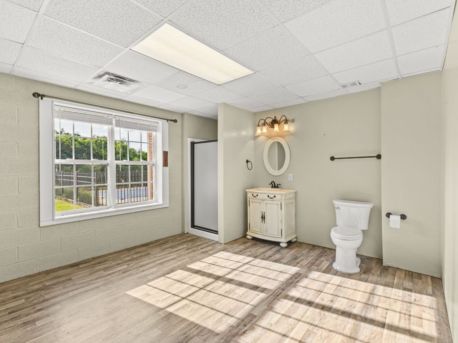 Property Image 38