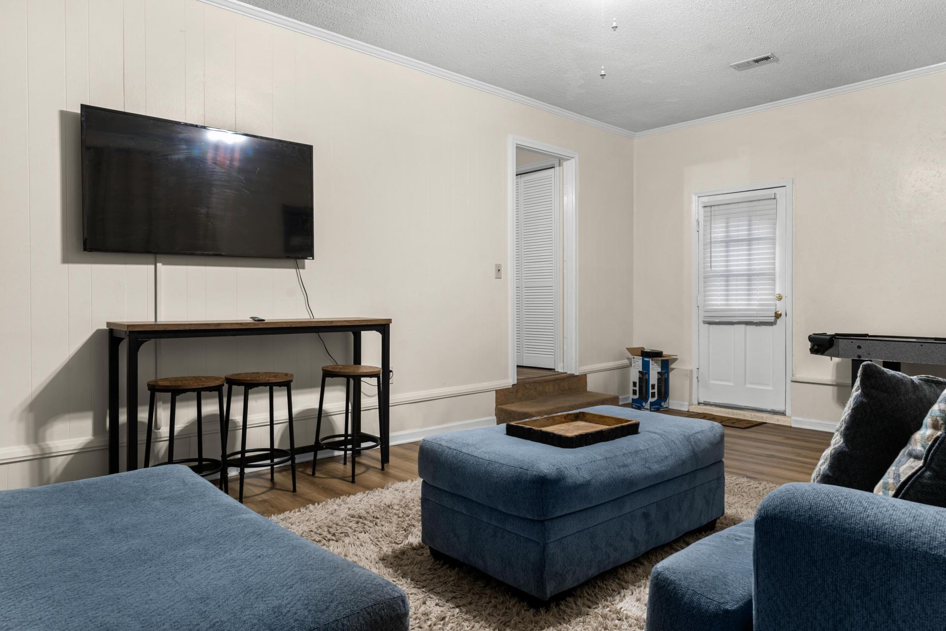 1353 Marshall Street Photo 14