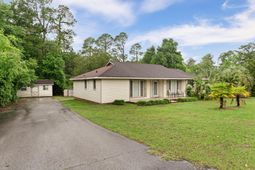 1353 Marshall Street photo 4