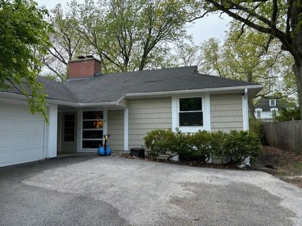 50 Lakeside Place , Highland Park, IL 60035