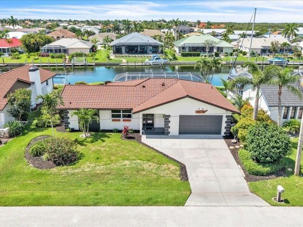 2839 VIA PALOMA DRIVE , PUNTA GORDA, FL 33950