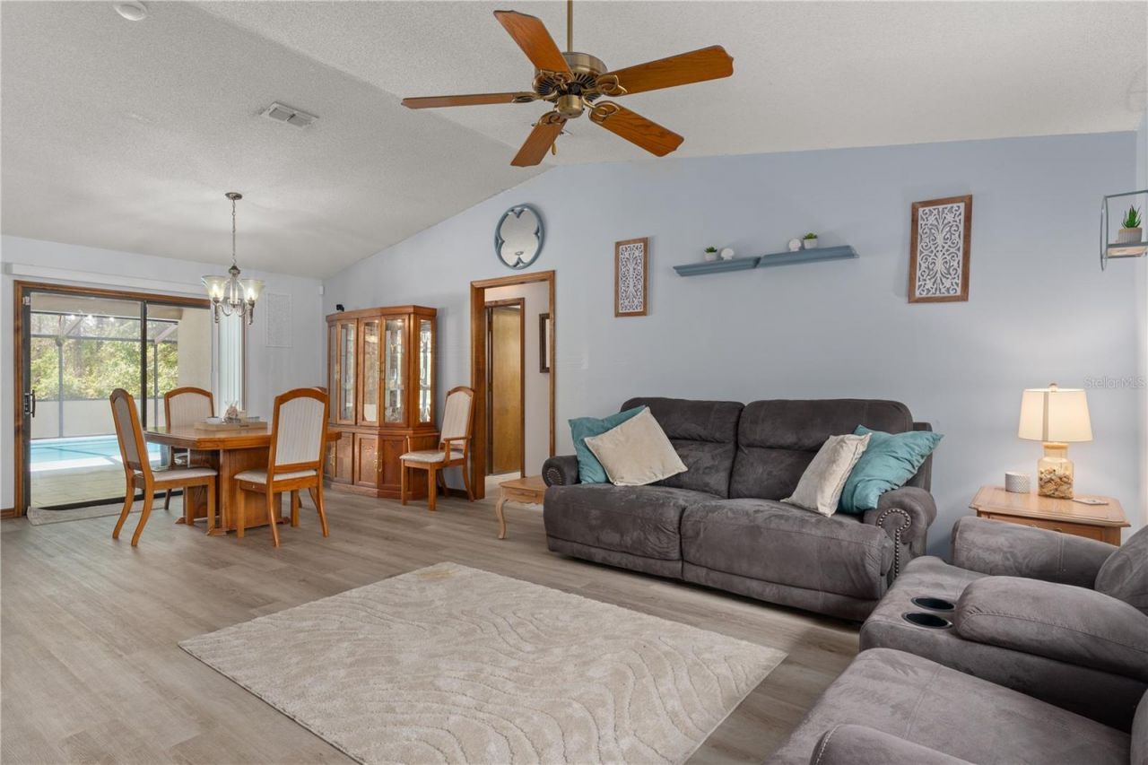 5216 E Hopp Lane , Inverness, FL 34452 Photo