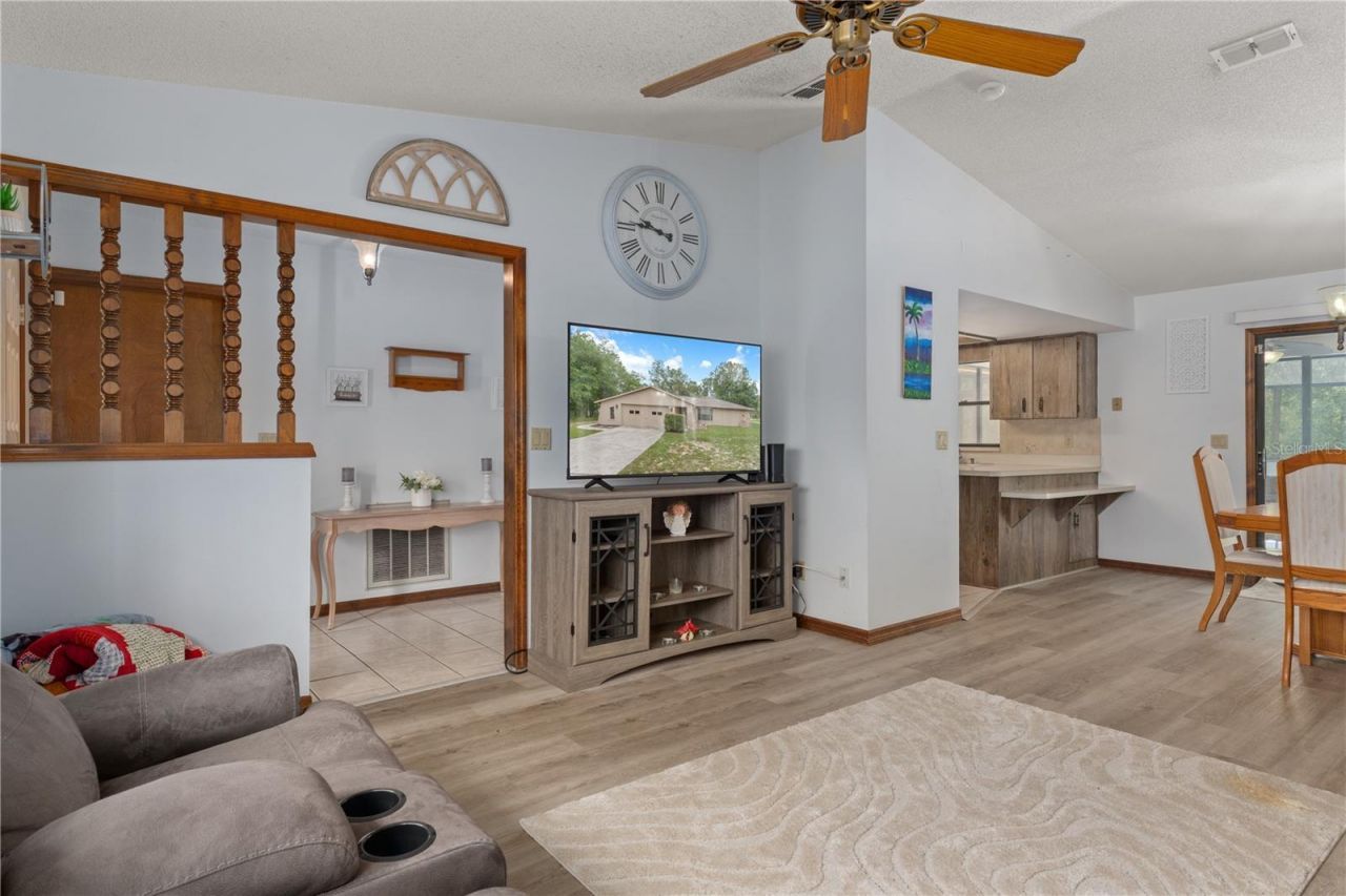 5216 E Hopp Lane , Inverness, FL 34452 Photo