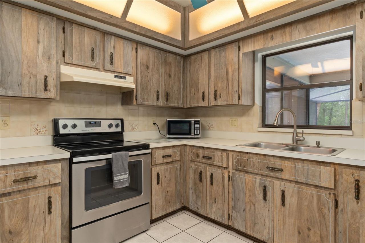 5216 E Hopp Lane , Inverness, FL 34452 Photo