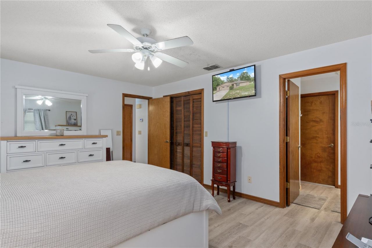5216 E Hopp Lane , Inverness, FL 34452 Photo