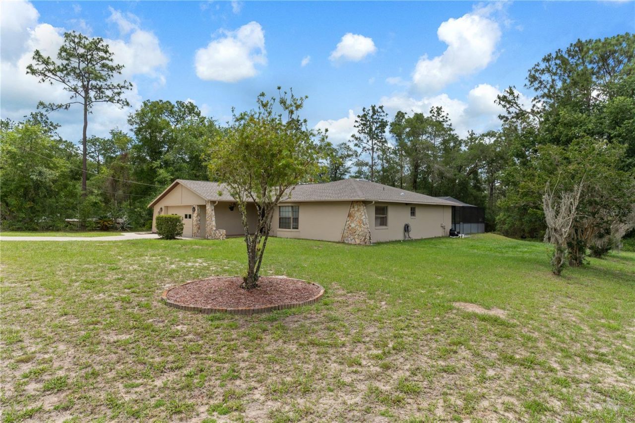 5216 E Hopp Lane , Inverness, FL 34452 Photo