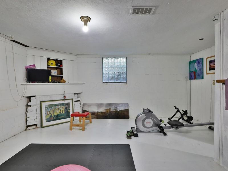 190 S Roys Avenue , Columbus, OH 43204 Photo 40