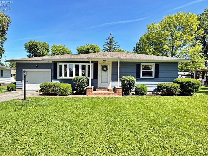 21 Parkview, Tiffin, OH 44883 Photo 1