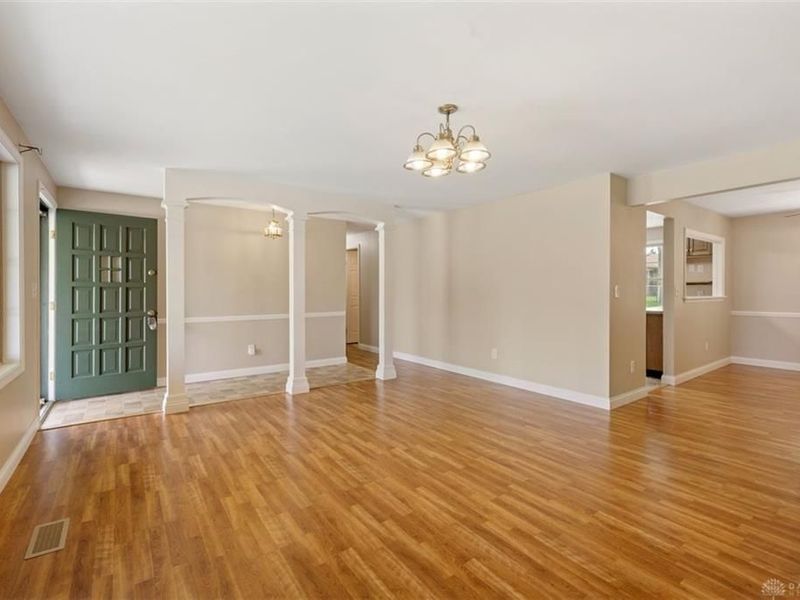 1103 Royalton Drive, Vandalia, OH 45377 Photo 11