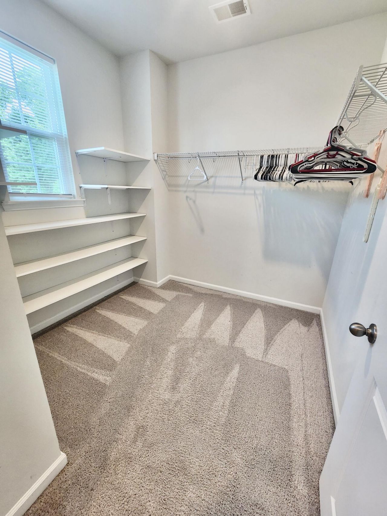 330 Spindlewood Way Photo 17