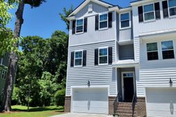 330 Spindlewood Way photo 4