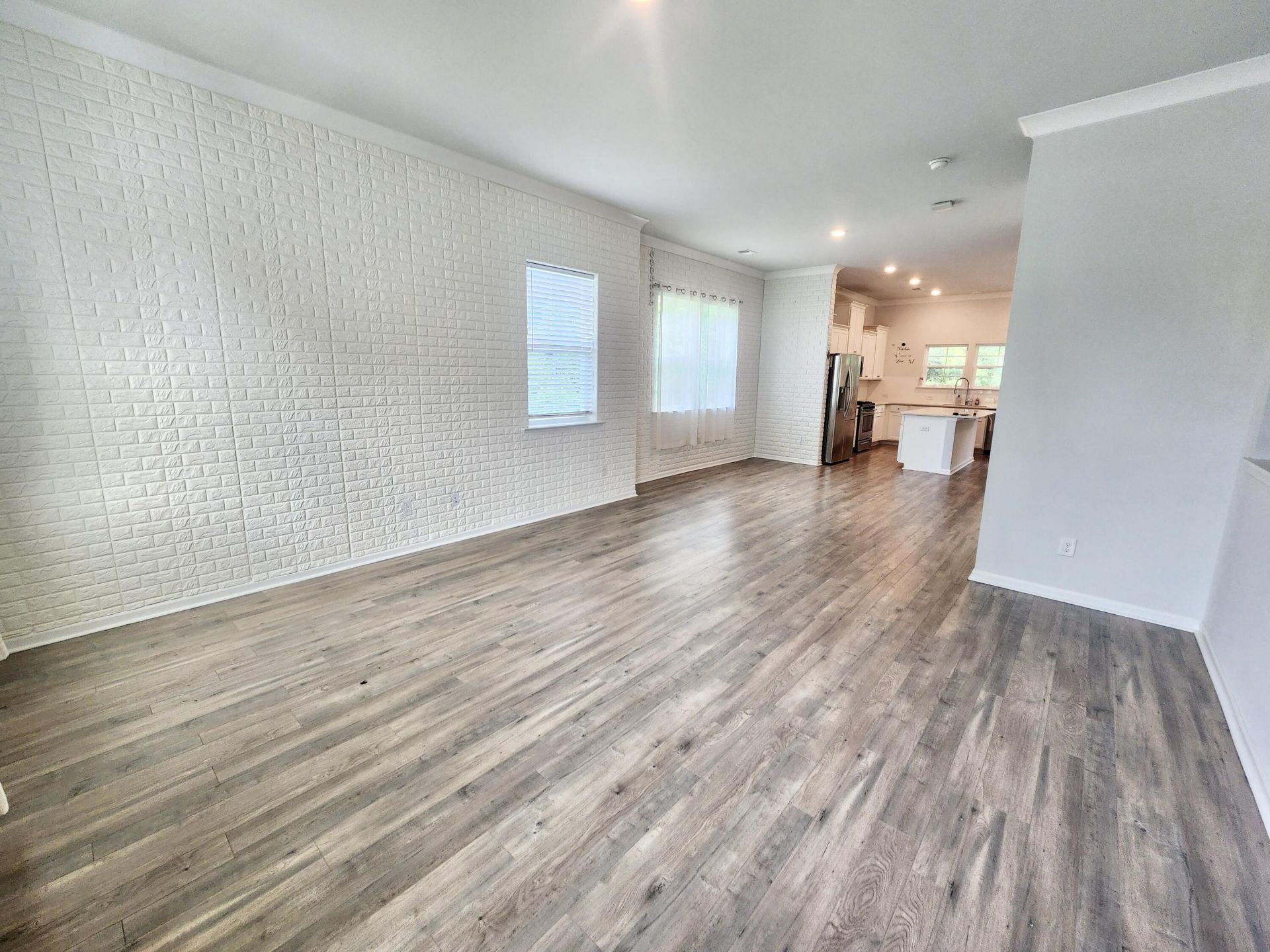 330 Spindlewood Way Photo 4