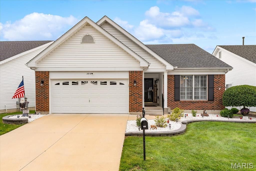 286 Red Clover Circle, O Fallon, IL 62269 Main Photo