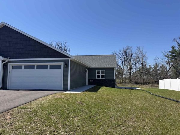 980 MORNING STAR LANE, Unit #HA94, Plover, WI 54467