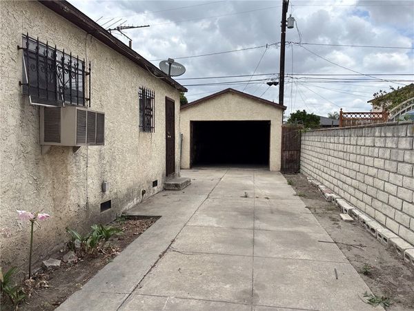 443 W Cedar, Compton, CA 90220
