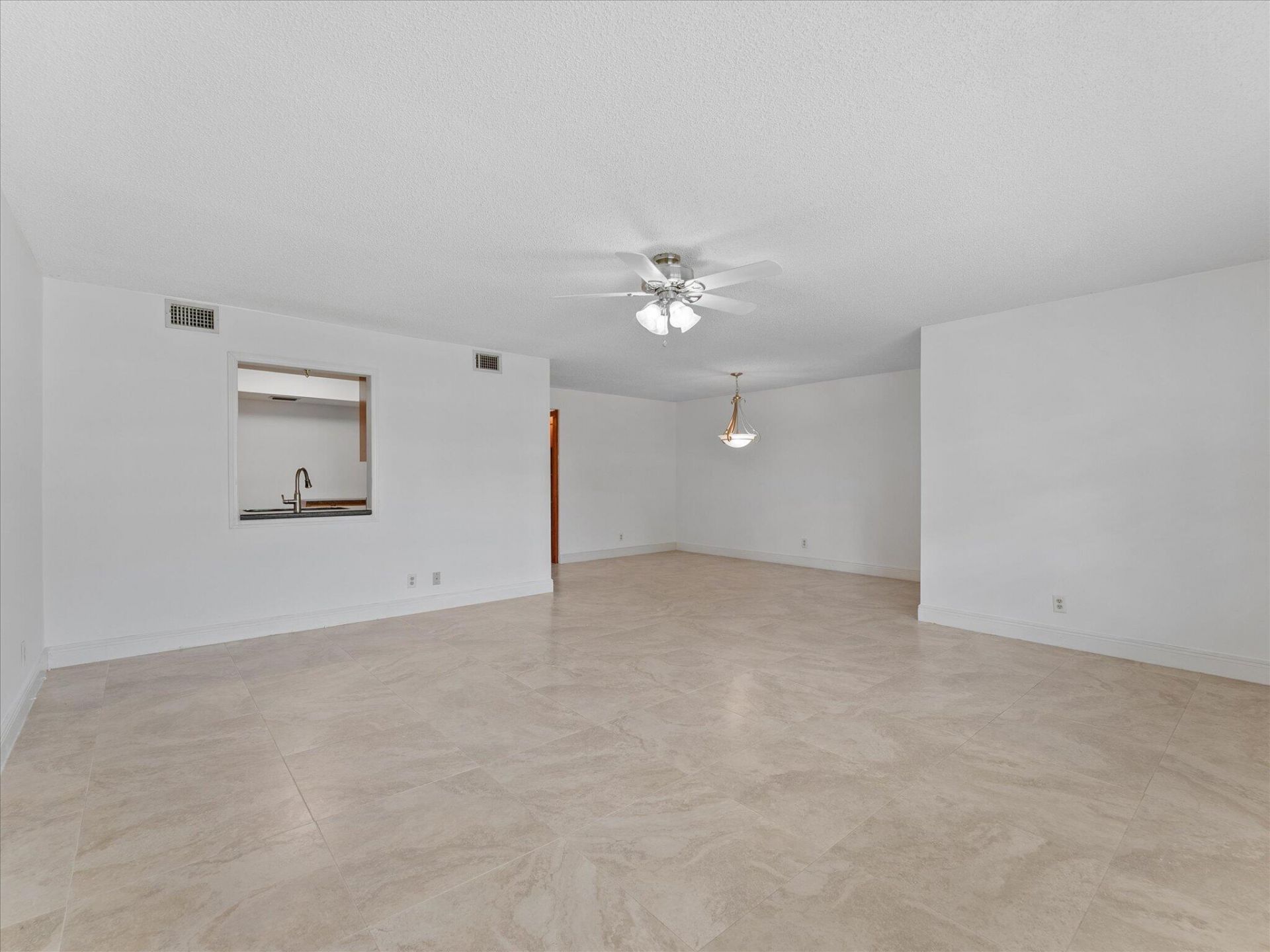 1821 NE 40th Court, Unit 305, Pompano Beach, FL 33064 Photo